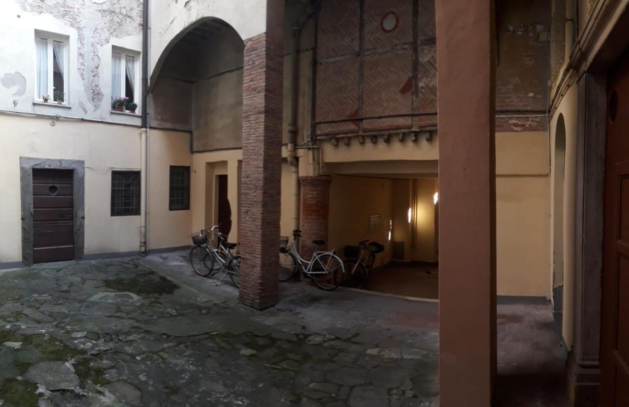 Serenella Apartment Lucca Buitenkant foto