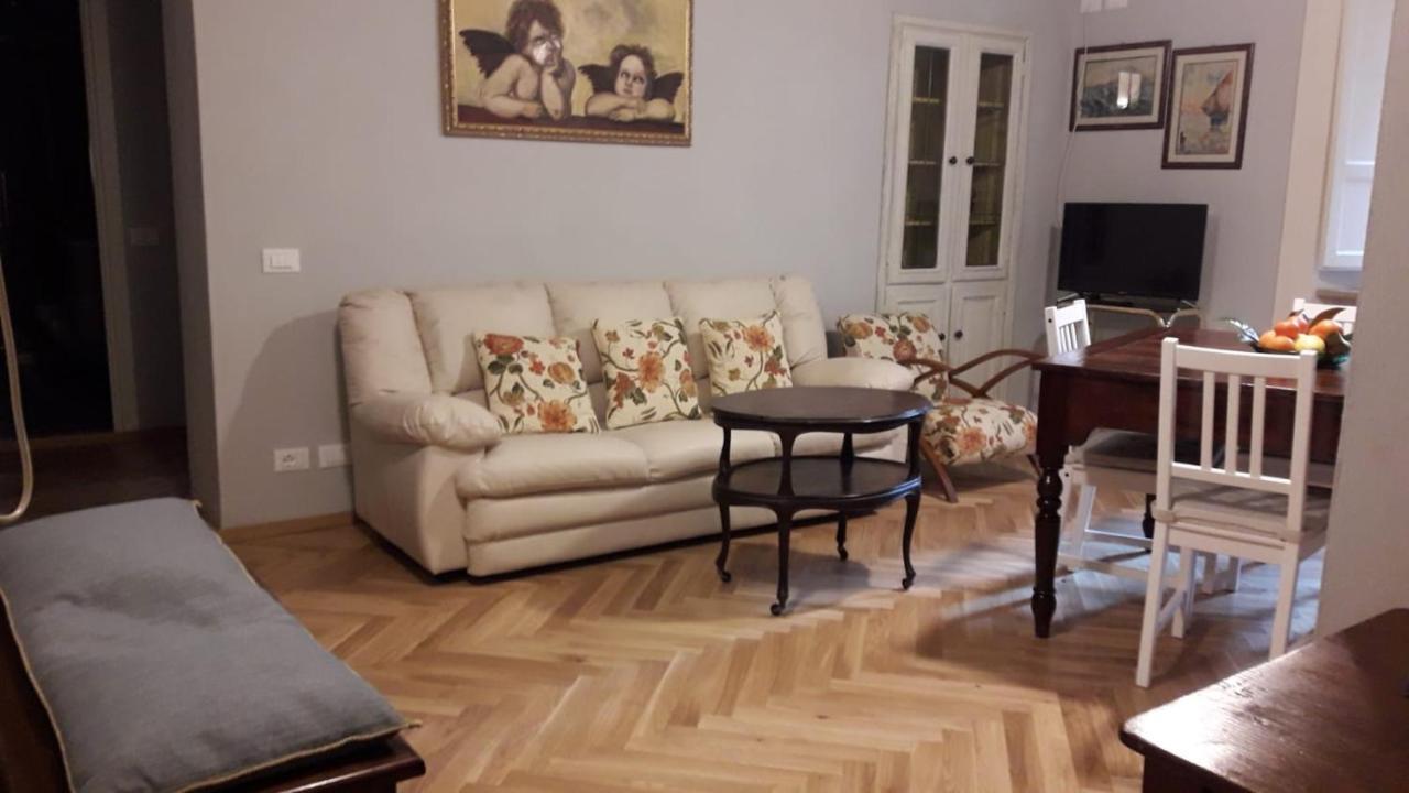 Serenella Apartment Lucca Buitenkant foto